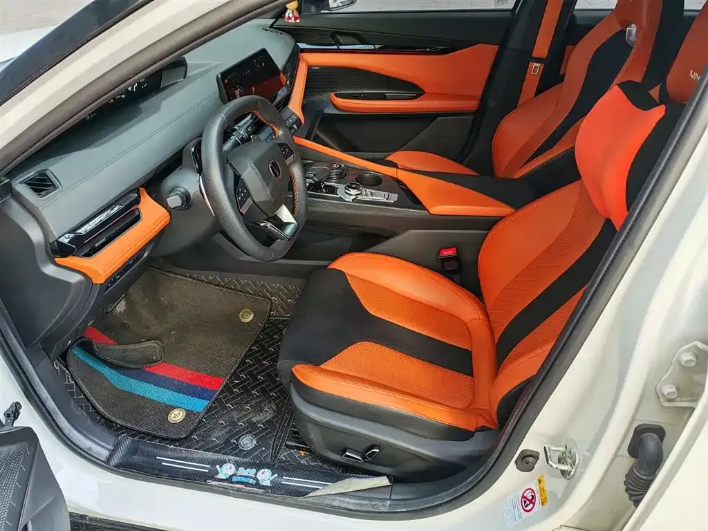 Changan UNI-V 2023 из CN, фото 3