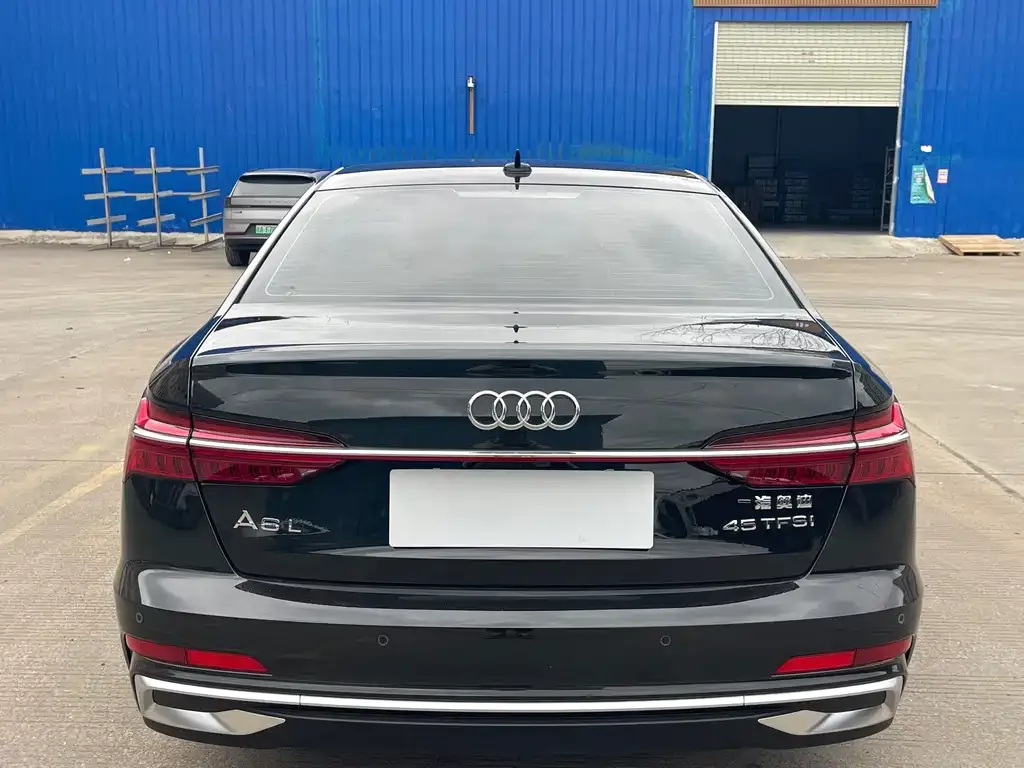 Audi A6L 2025 из CN, фото 7