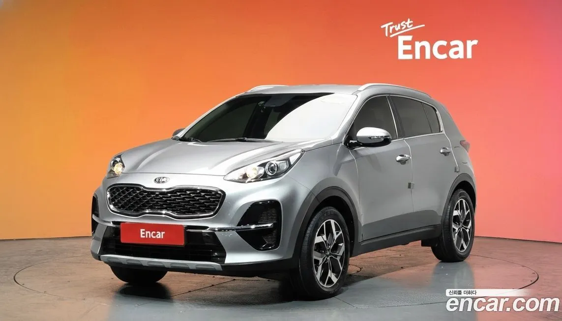 Kia Sportage — фото 1