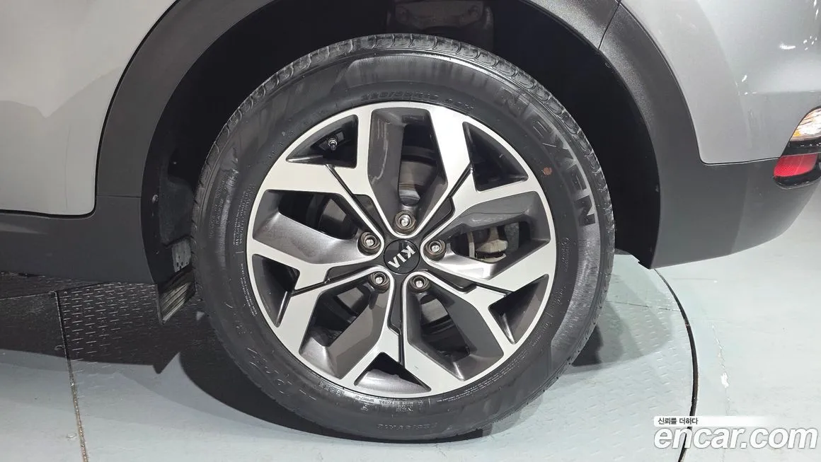Kia Sportage — фото 2