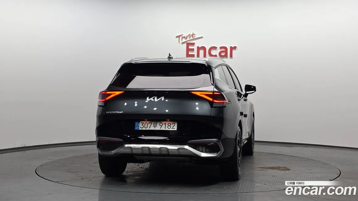 Kia Sportage — фото 8