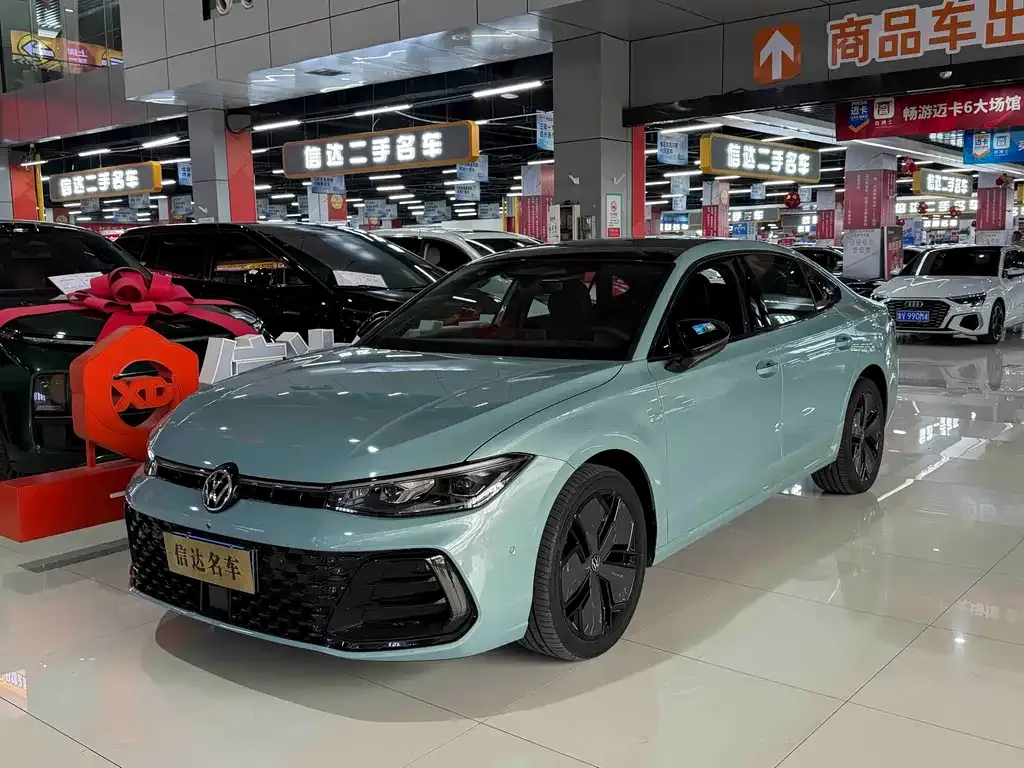 Volkswagen Passat 2024 из CN, фото 1