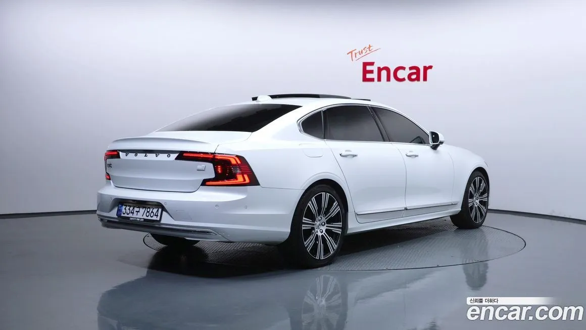 Volvo S90 2023 из KR, фото 8