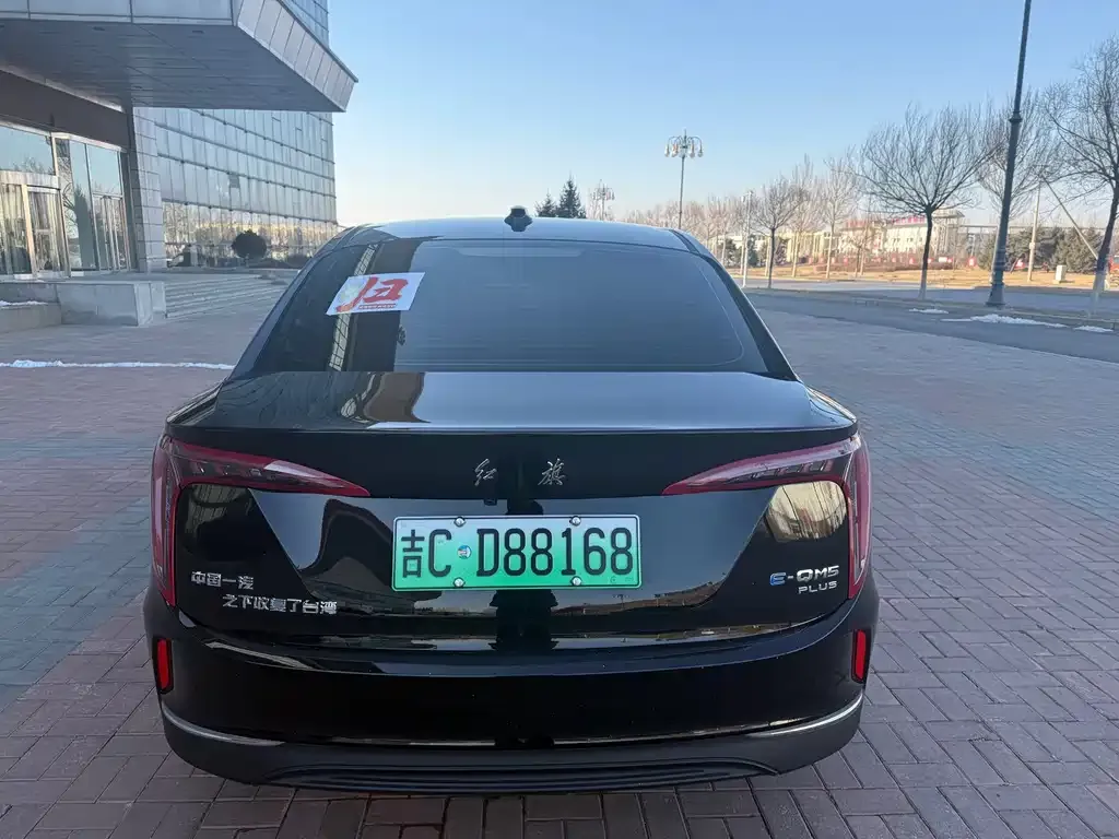 Hongqi E-QM5 2024 из CN, фото 4