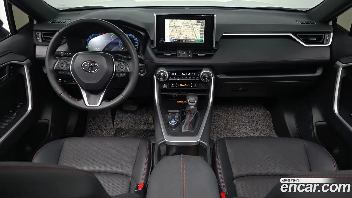 Toyota RAV4 — фото 10