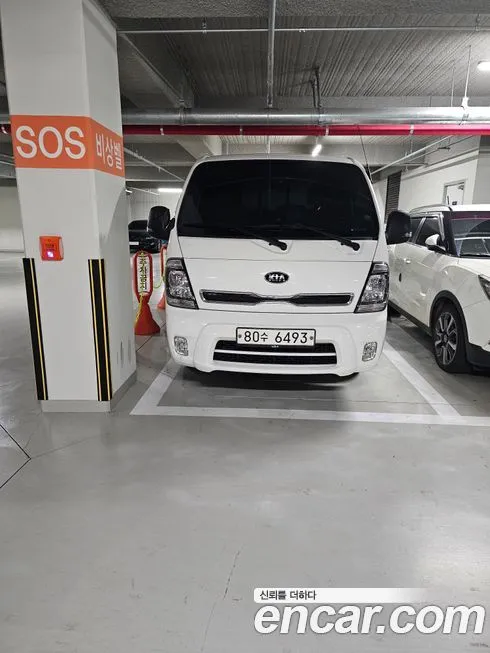 Kia Bongo III Minibus
