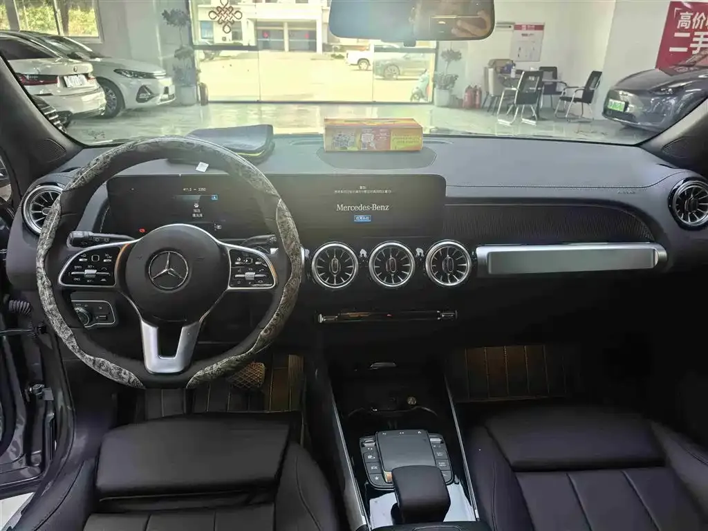 Mercedes-Benz EQB — фото 4