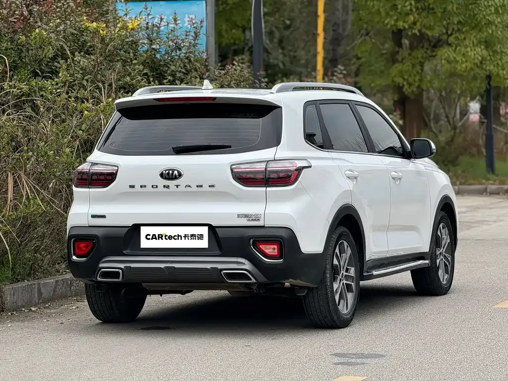 Kia Sportage 2021 из CN, фото 9