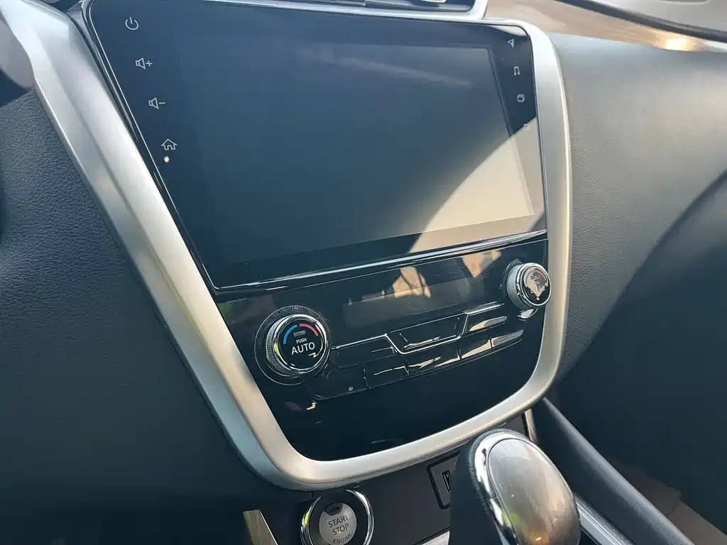Nissan Murano — фото 10