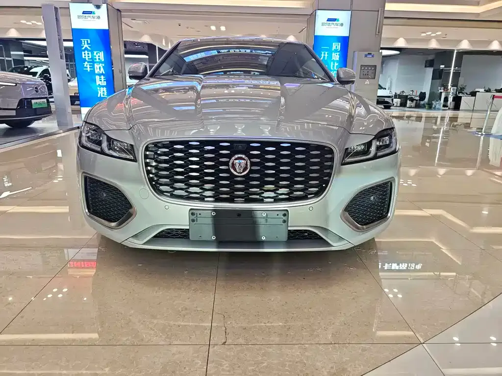 Jaguar XFL 2025 из CN, фото 7