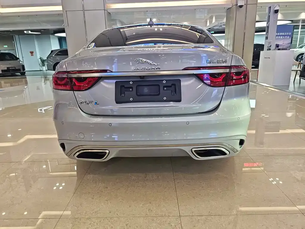 Jaguar XFL 2025 из CN, фото 5
