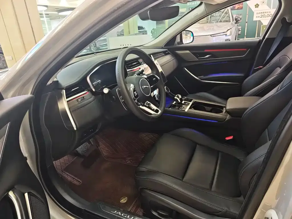Jaguar XFL 2025 из CN, фото 6