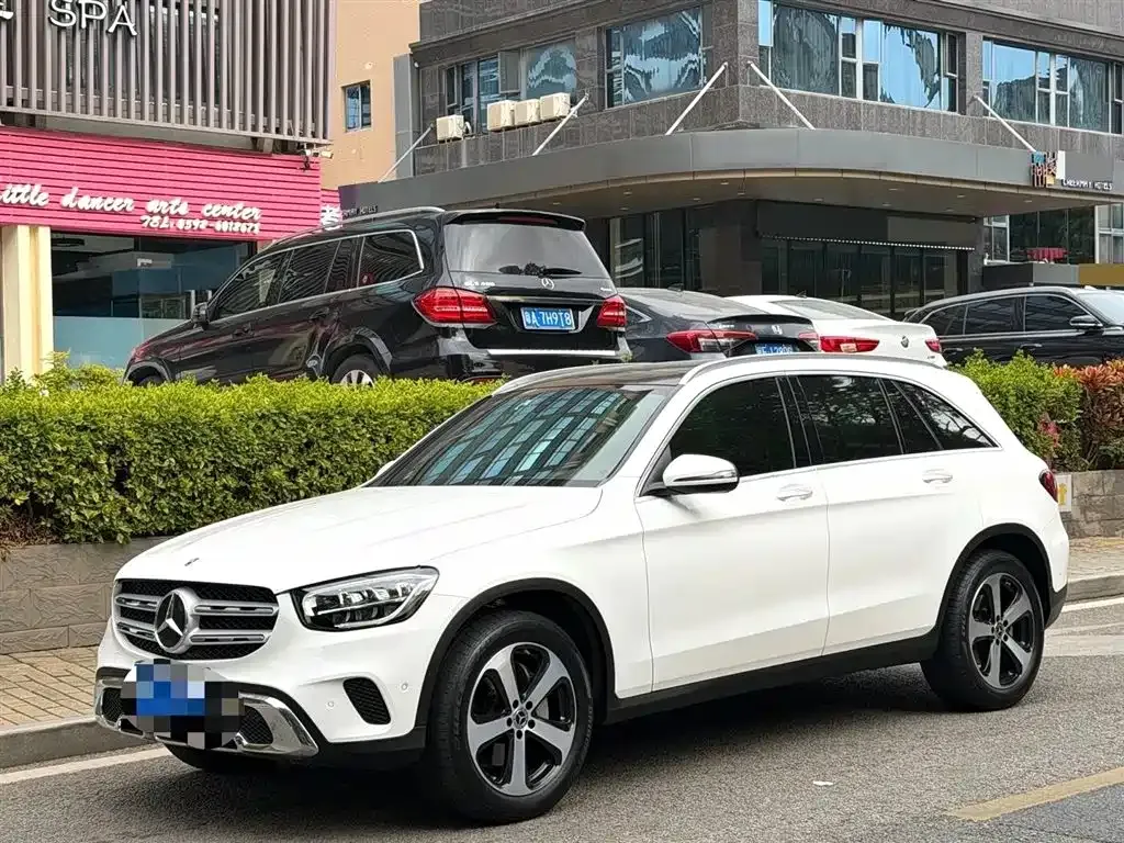 Mercedes-Benz GLC — фото 1