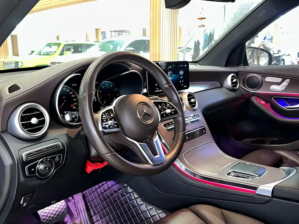 Mercedes-Benz GLE — фото 5