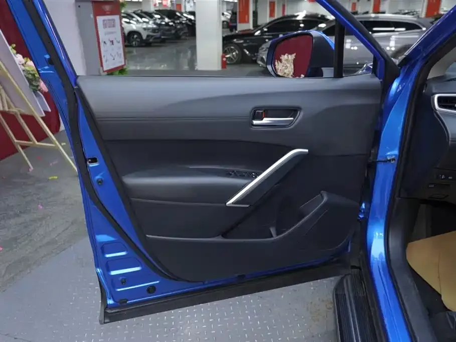 Toyota Frontlander 2022 из CN, фото 7