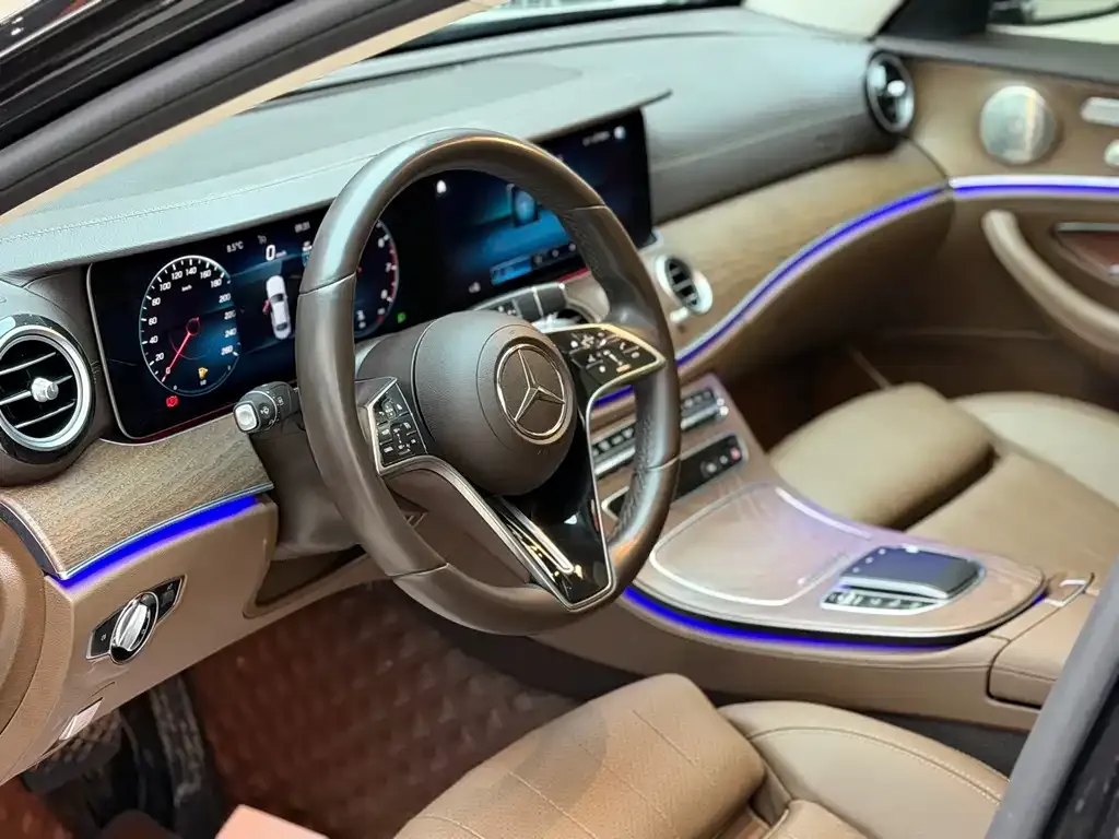 Mercedes-Benz E-Class 2022 из CN, фото 4