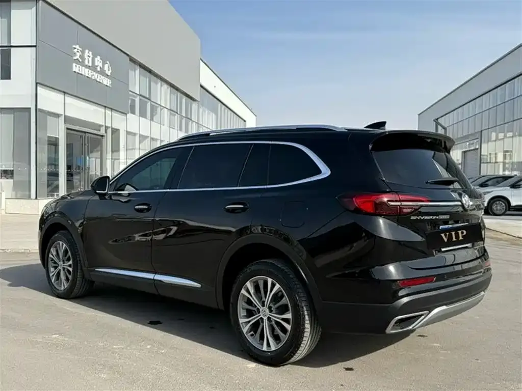 Buick Envision Plus — фото 9