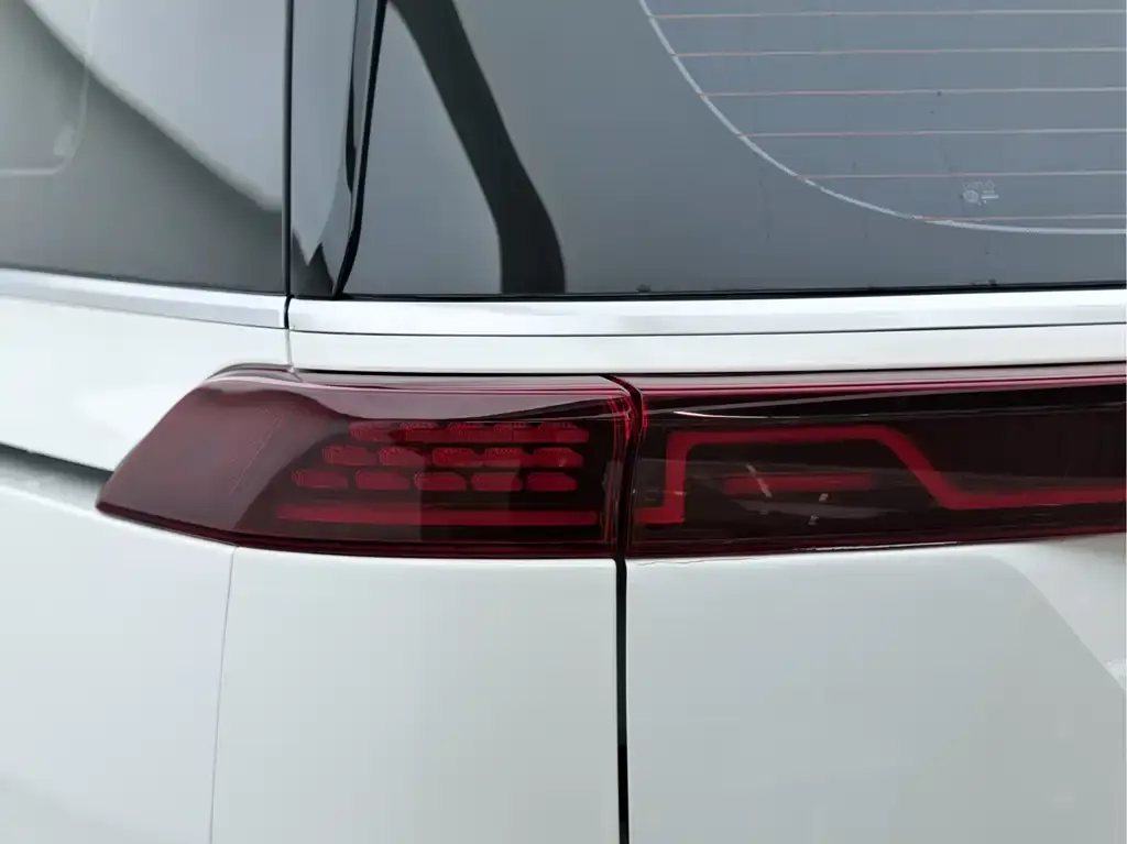 Kia Carnival 2023 из CN, фото 2