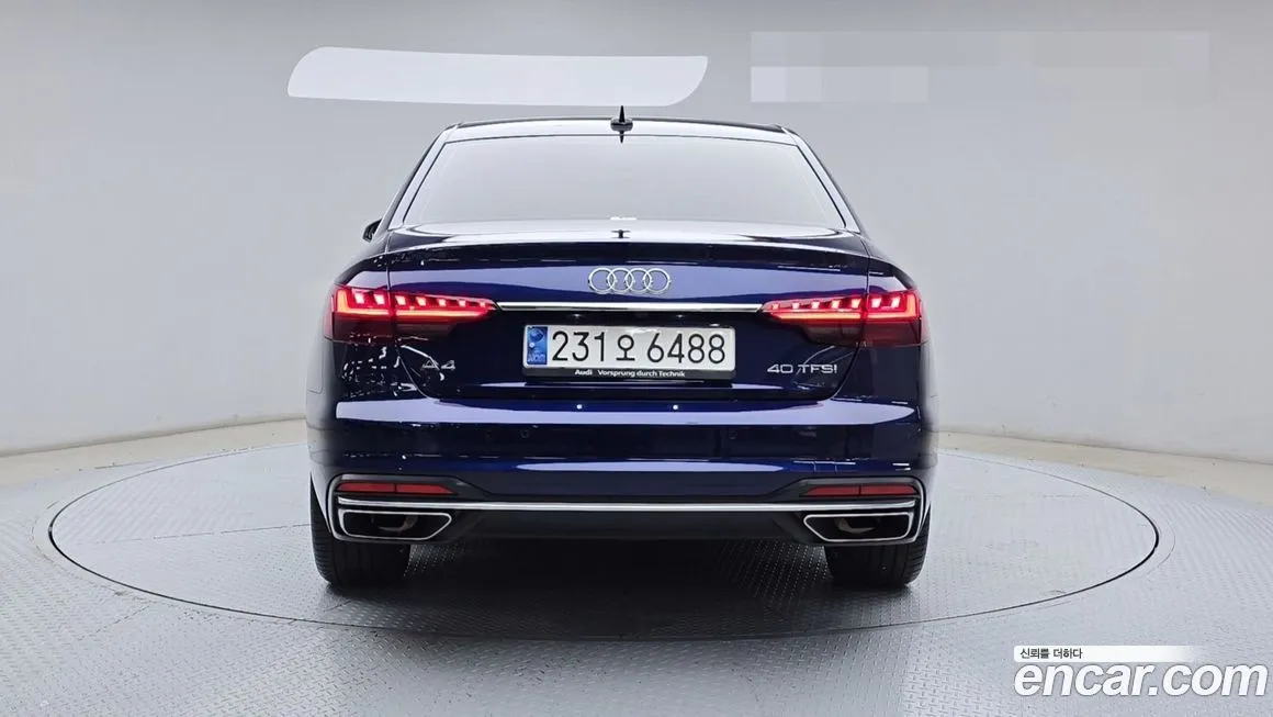 Audi A4 — фото 3