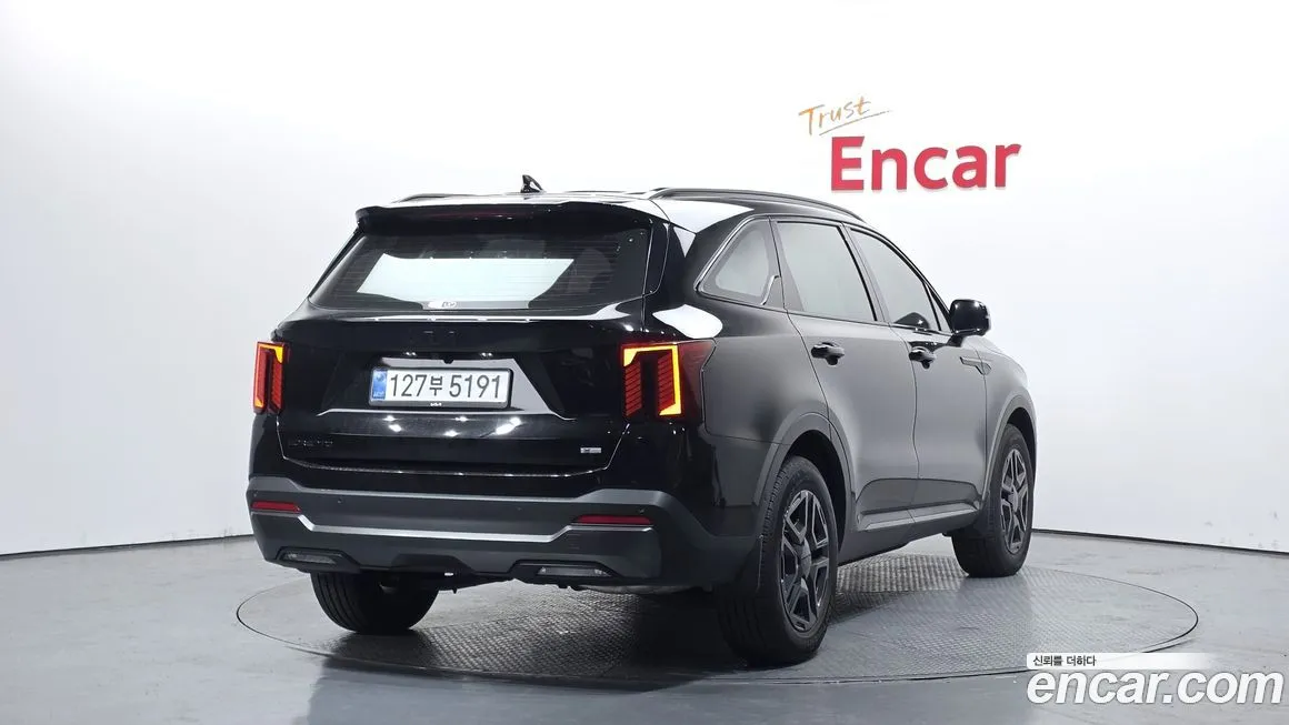Kia Sorento — фото 5