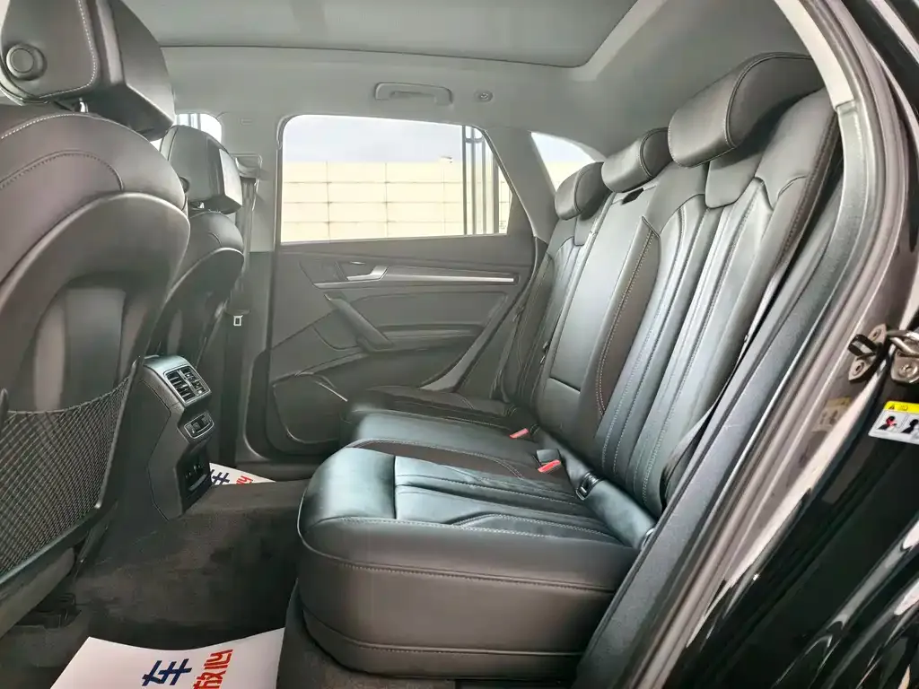 Audi Q5L 2022 из CN, фото 9
