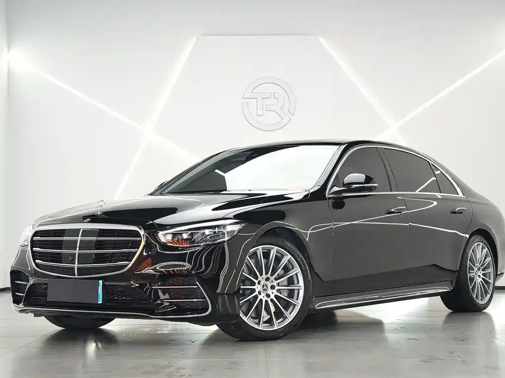 Mercedes-Benz S-Class — фото 1