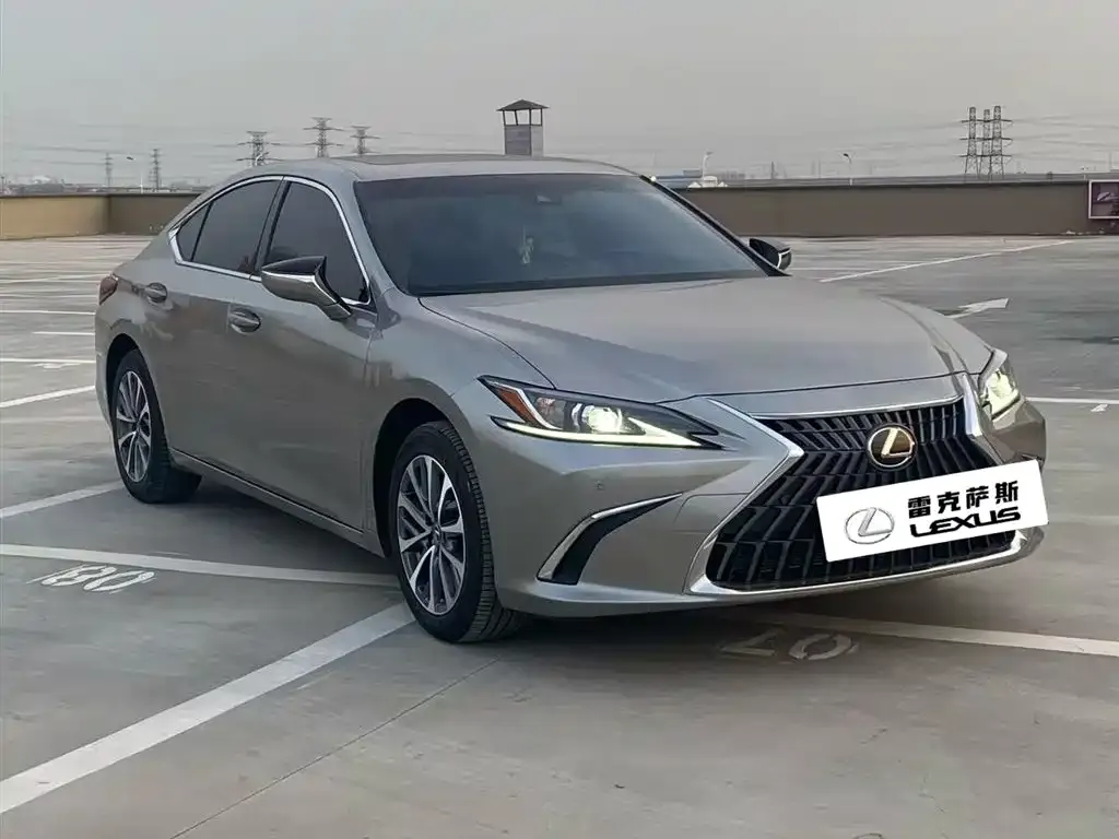 Lexus ES 2022 из CN, фото 2