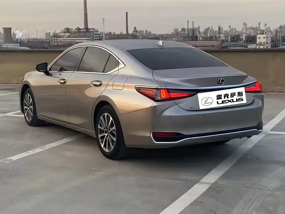 Lexus ES 2022 из CN, фото 6