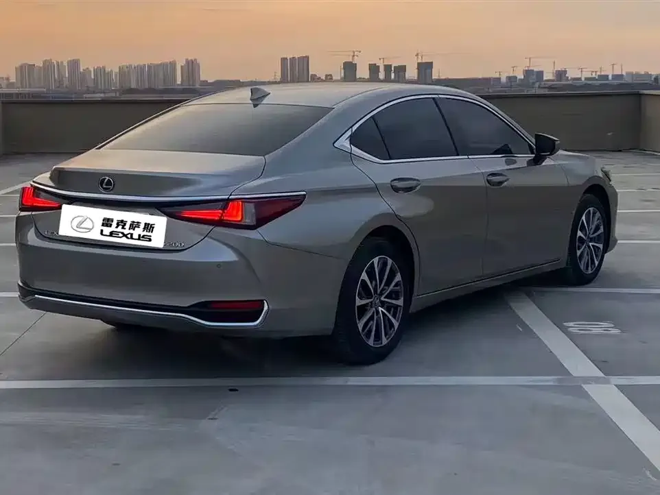 Lexus ES 2022 из CN, фото 5