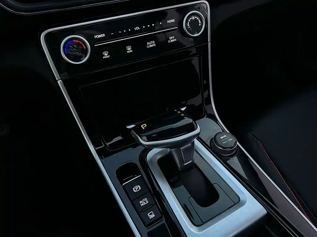 Kia Seltos 2023 из CN, фото 2