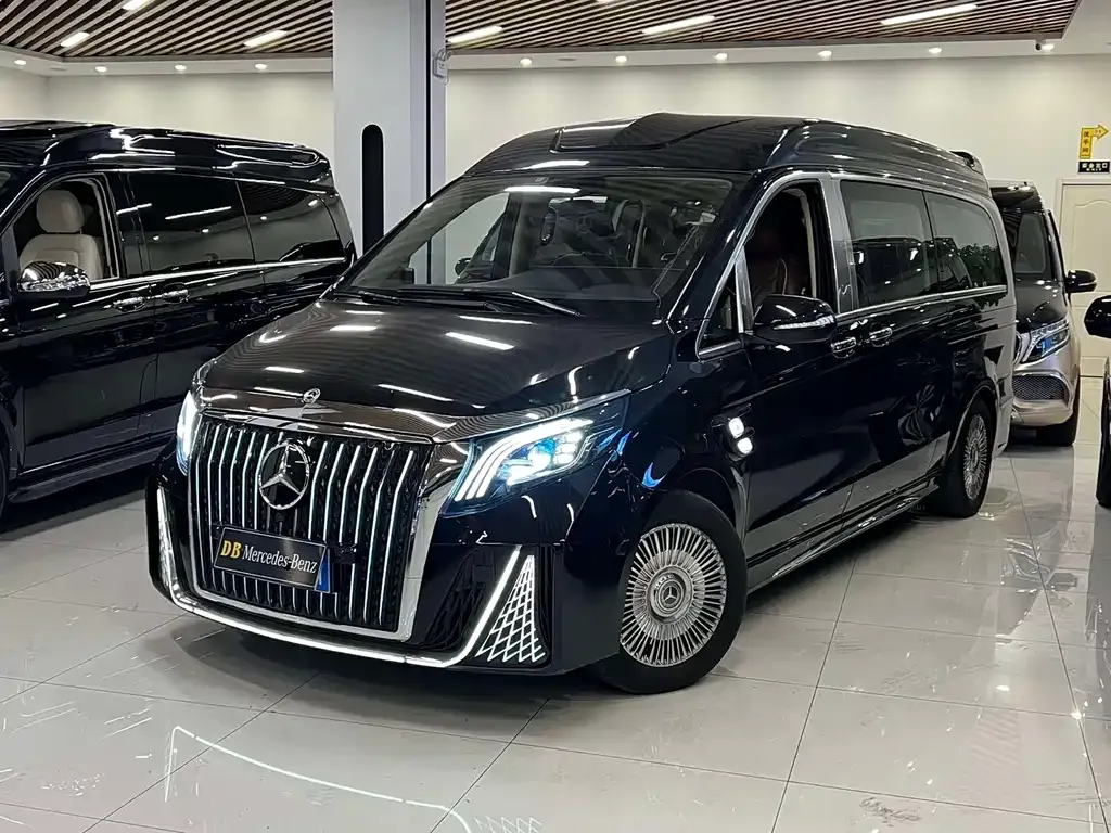 Mercedes-Benz Vito — фото 1