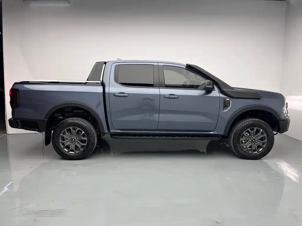 Ford Ranger 2024 из CN, фото 2