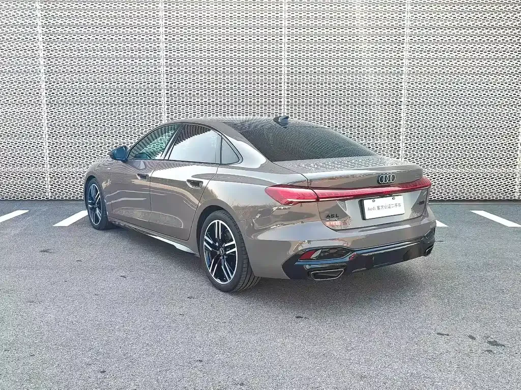 Audi A5L — фото 3