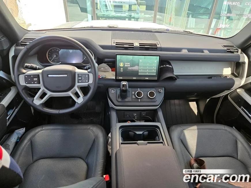 Land Rover Defender 2023 из KR, фото 2