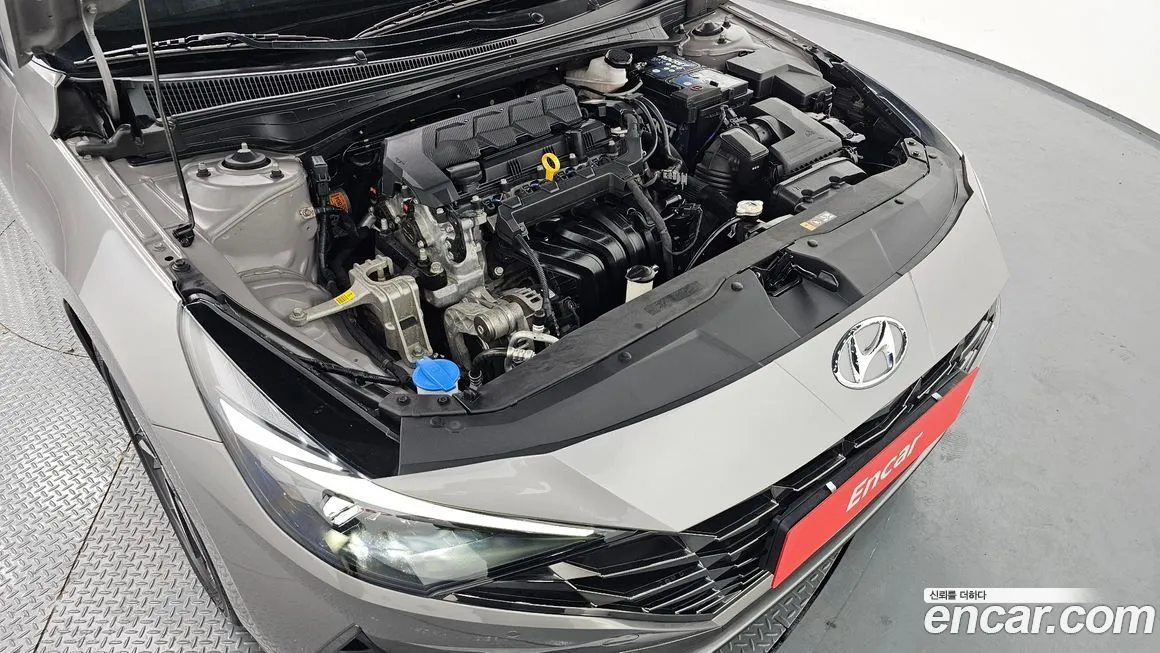 Hyundai AVANTE — фото 9