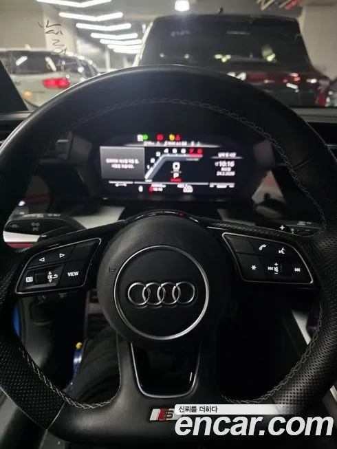 Audi S3 2023 из KR, фото 4