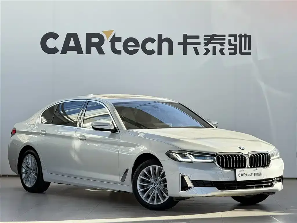 BMW 5 Series — фото 10