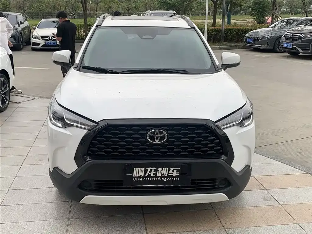 Toyota Corolla Cross 2024 из CN, фото 4