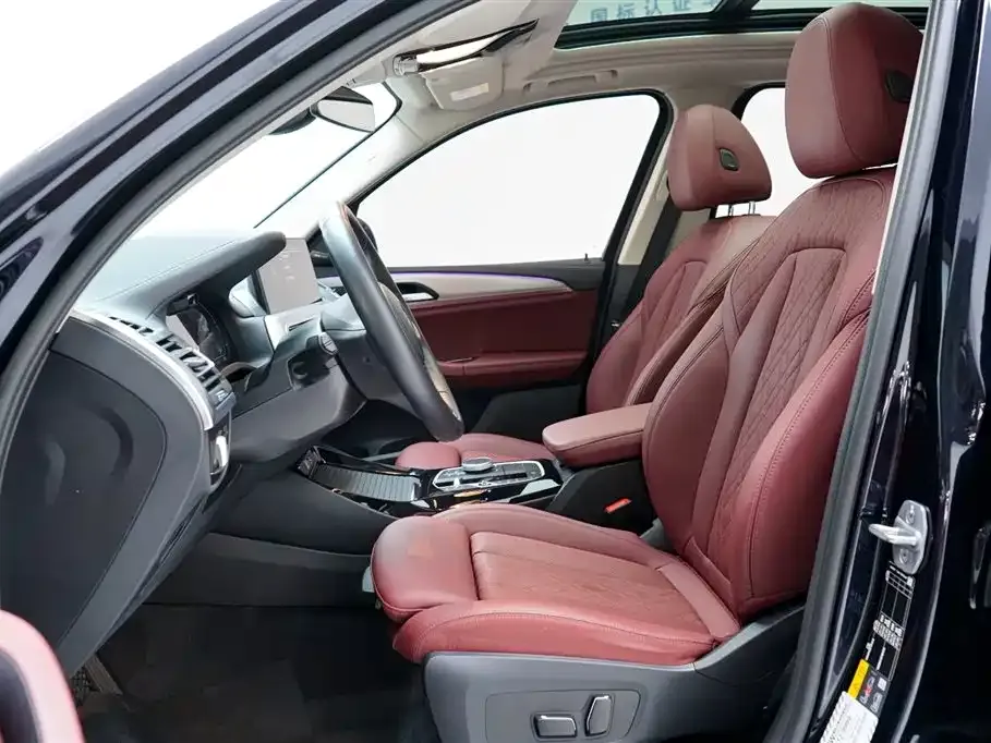 BMW iX3 2024 из CN, фото 9
