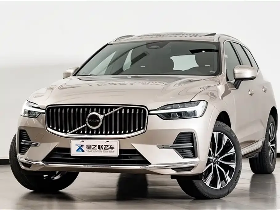 Volvo XC60 — фото 6
