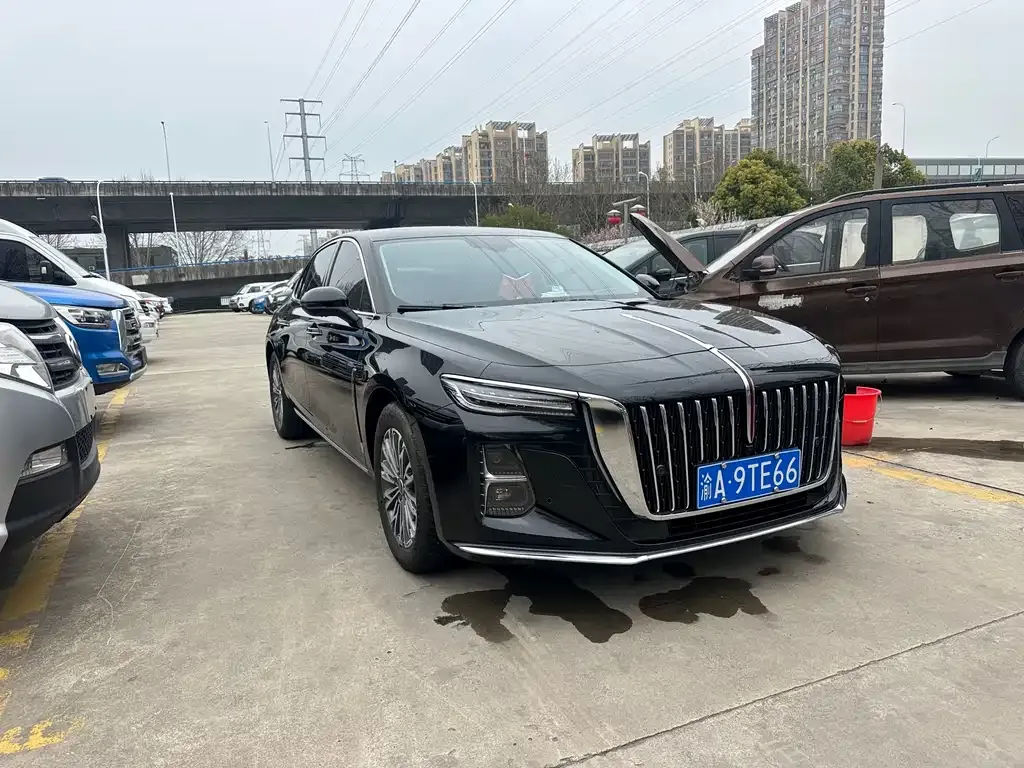 Hongqi H5 — фото 8