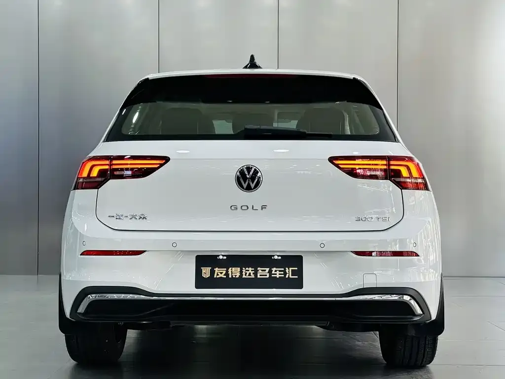 Volkswagen Golf 2025 из CN, фото 3