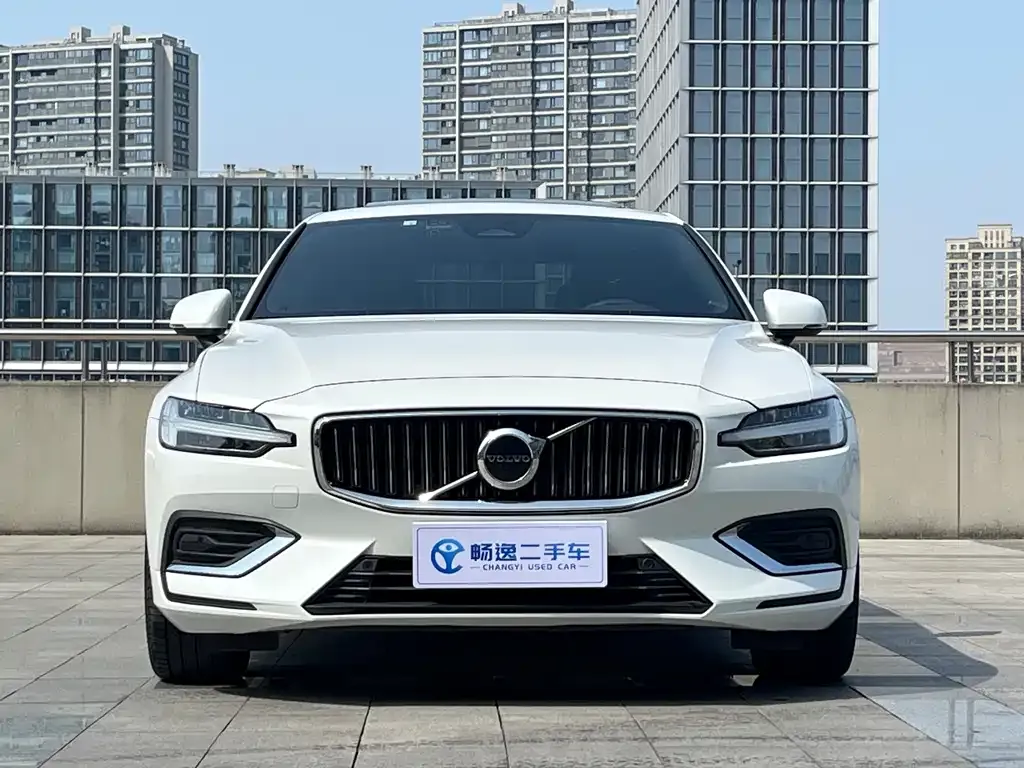 Volvo S60 — фото 3