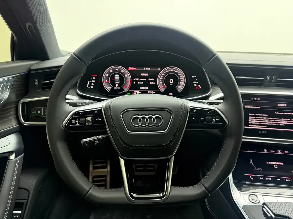 Audi A6L — фото 5