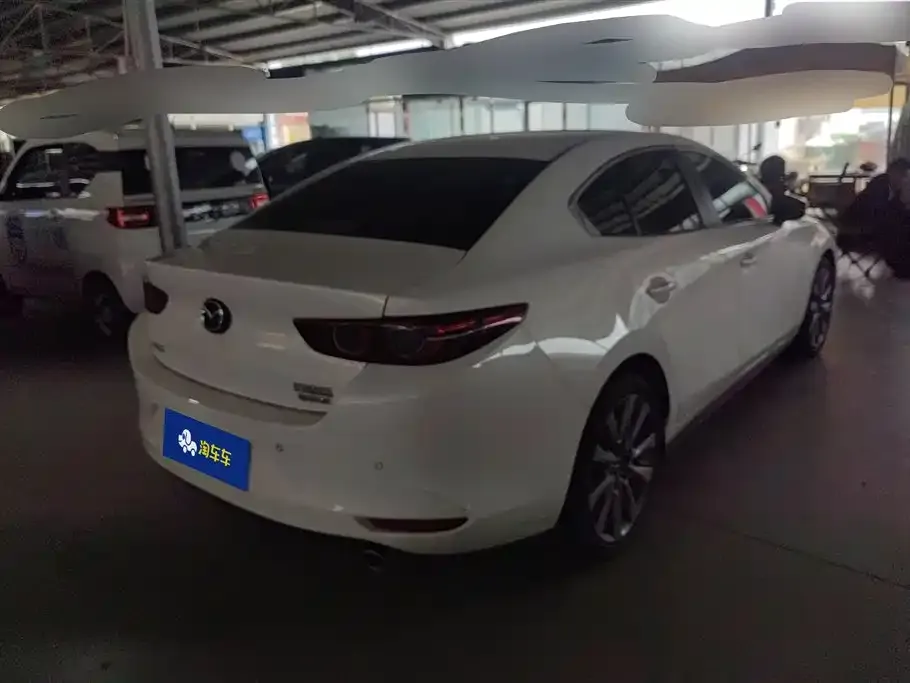 Mazda 3 Axela 2022 из CN, фото 3