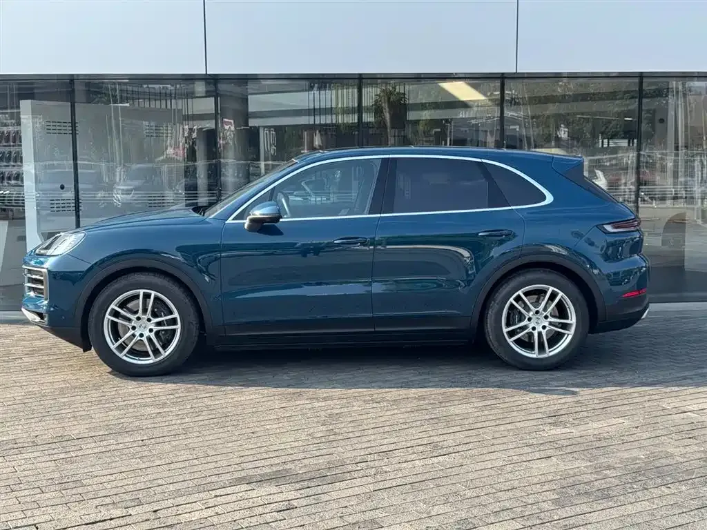 Porsche Cayenne — фото 9