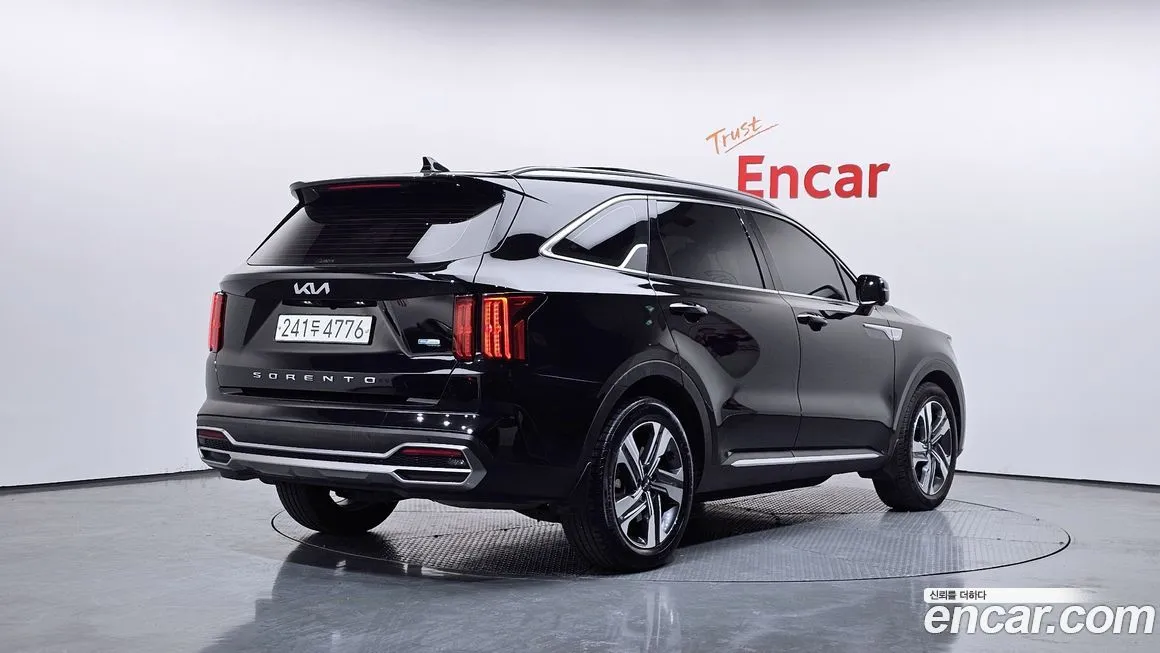 Kia Sorento — фото 4