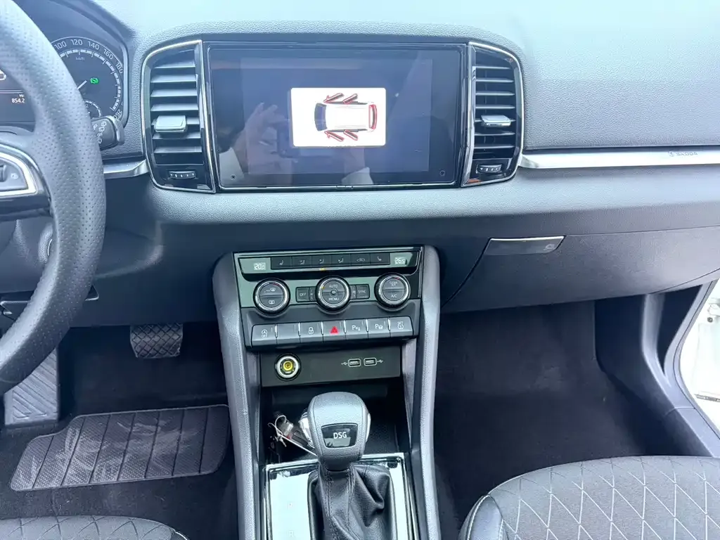 Skoda Karoq — фото 2