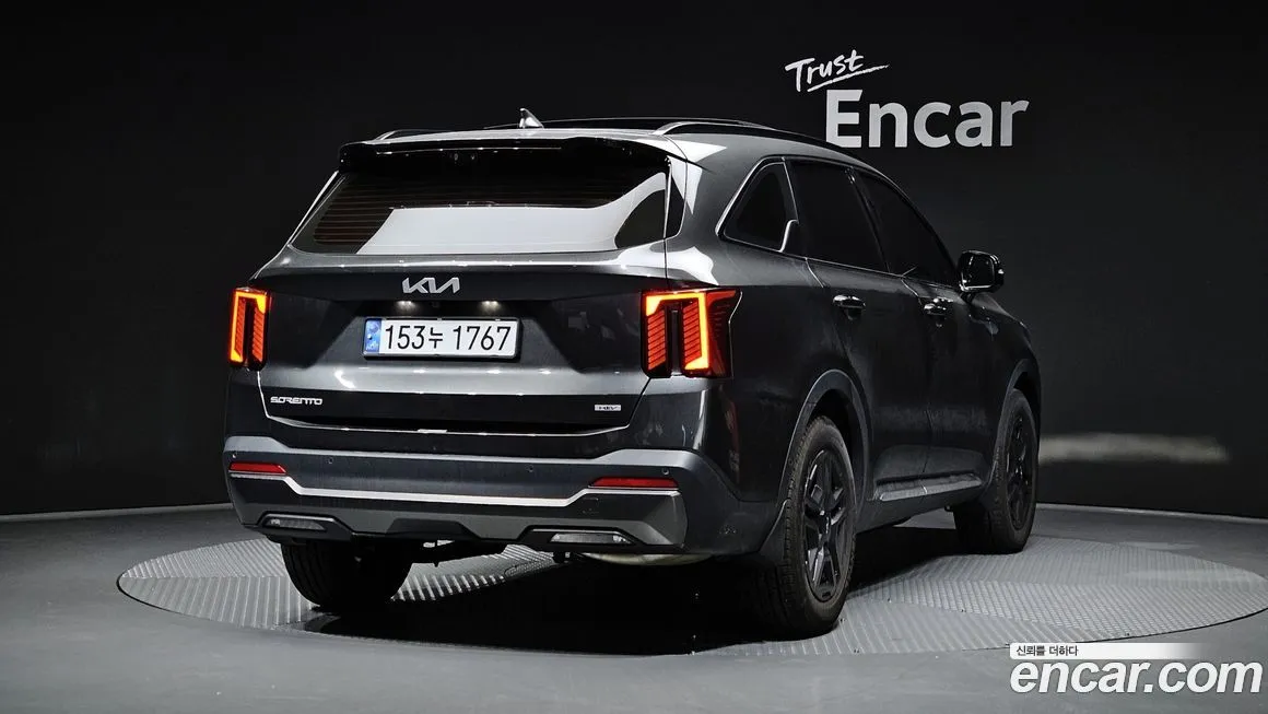 Kia Sorento — фото 7
