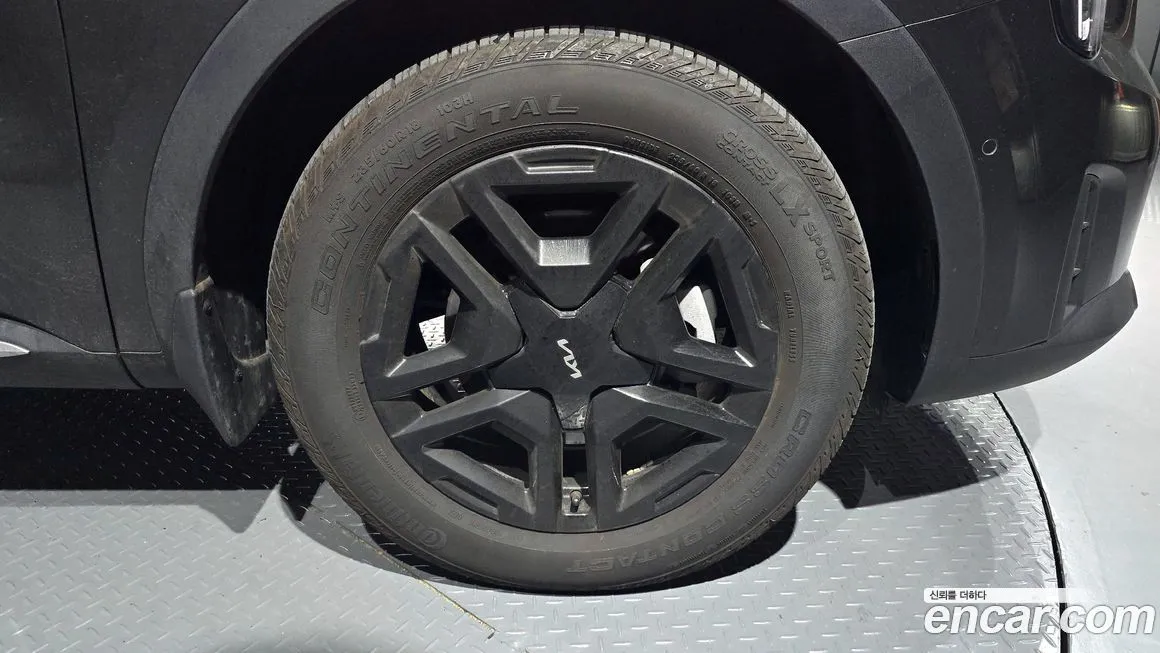 Kia Sorento — фото 8